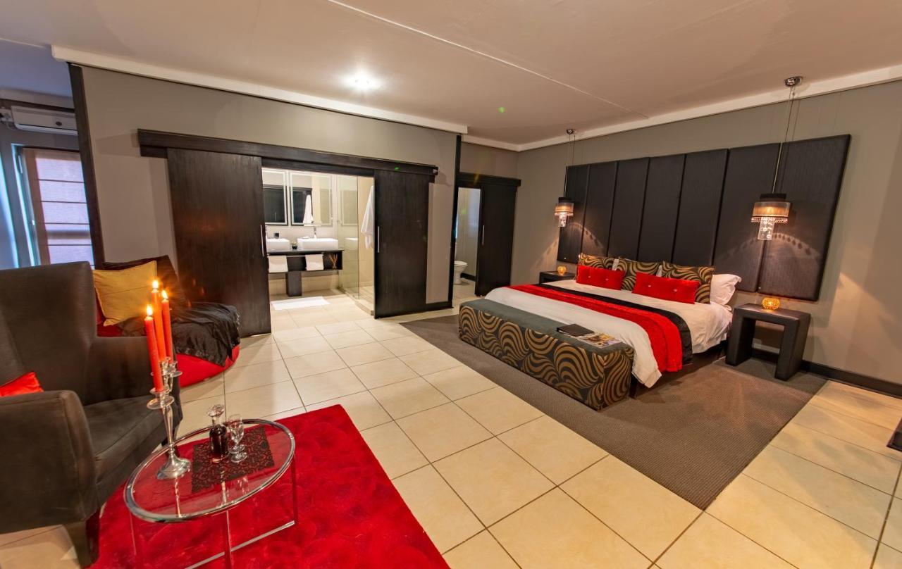 Altissimo Guesthouse Bloemfontein Bagian luar foto